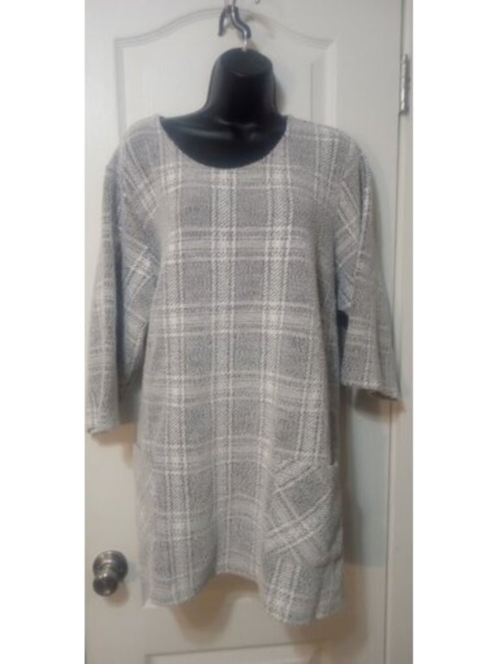 Gray & White Plaid Tunic — Susan Graver, Size 3X